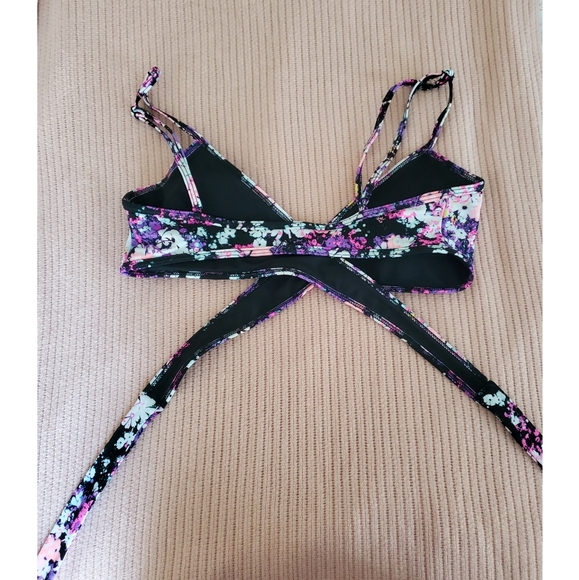 Bikini Top - Picture 4 of 4